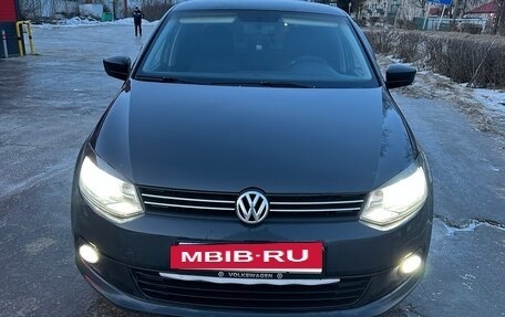 Volkswagen Polo VI (EU Market), 2011 год, 850 000 рублей, 4 фотография