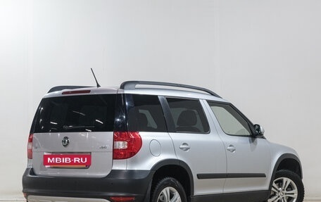 Skoda Yeti I рестайлинг, 2013 год, 1 019 000 рублей, 6 фотография