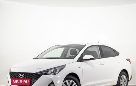 Hyundai Solaris II рестайлинг, 2021 год, 1 649 000 рублей, 2 фотография