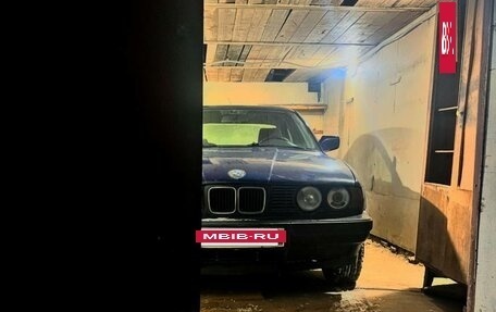 BMW 5 серия, 1989 год, 260 000 рублей, 3 фотография