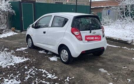 Chevrolet Spark III, 2012 год, 665 000 рублей, 5 фотография