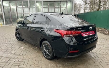 Hyundai Solaris II рестайлинг, 2017 год, 925 000 рублей, 5 фотография