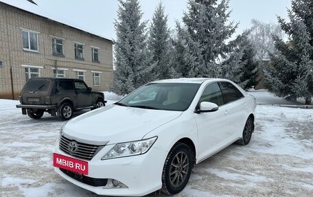 Toyota Camry, 2013 год, 2 500 000 рублей, 2 фотография