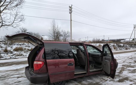 Chrysler Voyager IV, 2001 год, 450 000 рублей, 6 фотография