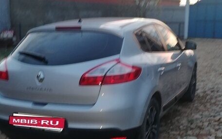 Renault Megane III, 2012 год, 850 000 рублей, 2 фотография