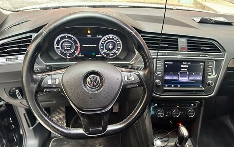 Volkswagen Tiguan II, 2017 год, 2 320 000 рублей, 14 фотография