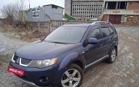 Mitsubishi Outlander III рестайлинг 3, 2007 год, 1 250 000 рублей, 2 фотография