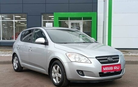 KIA cee'd I рестайлинг, 2009 год, 699 000 рублей, 3 фотография