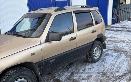 Chevrolet Niva I рестайлинг, 2004 год, 350 000 рублей, 3 фотография