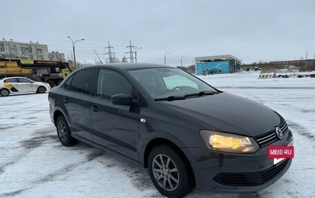 Volkswagen Polo VI (EU Market), 2011 год, 600 000 рублей, 2 фотография