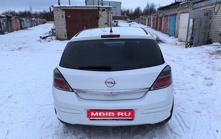 Opel Astra H, 2011 год, 679 000 рублей, 2 фотография