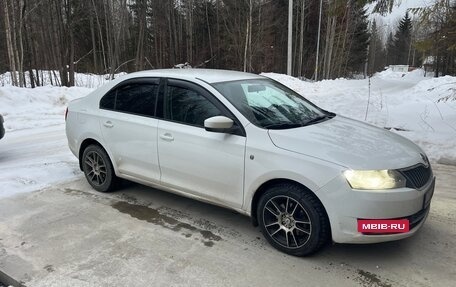 Skoda Rapid I, 2014 год, 950 000 рублей, 2 фотография