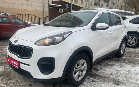 KIA Sportage IV рестайлинг, 2018 год, 2 090 000 рублей, 1 фотография