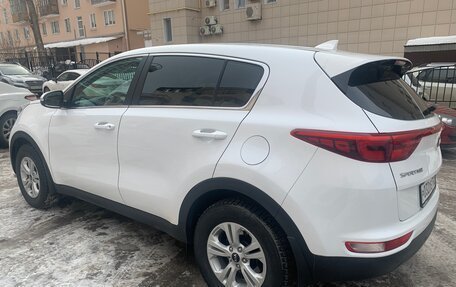 KIA Sportage IV рестайлинг, 2018 год, 2 090 000 рублей, 2 фотография