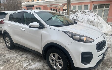 KIA Sportage IV рестайлинг, 2018 год, 2 090 000 рублей, 4 фотография