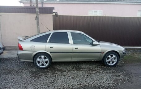 Opel Vectra B рестайлинг, 1997 год, 410 000 рублей, 1 фотография