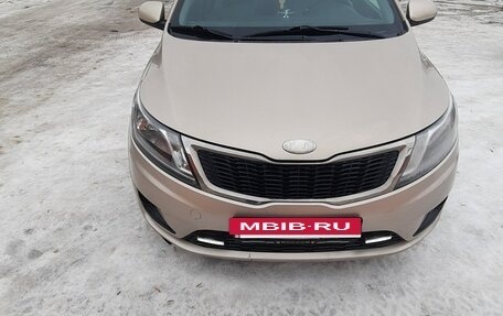 KIA Rio III рестайлинг, 2013 год, 650 000 рублей, 2 фотография