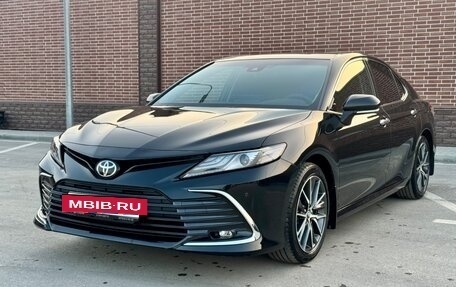 Toyota Camry, 2023 год, 3 950 000 рублей, 3 фотография