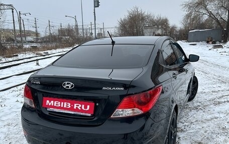 Hyundai Solaris II рестайлинг, 2014 год, 890 000 рублей, 4 фотография