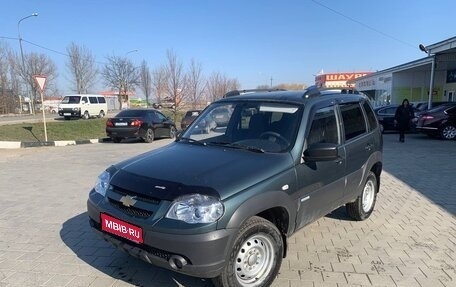 Chevrolet Niva I рестайлинг, 2013 год, 770 000 рублей, 1 фотография