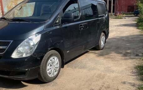 Hyundai Grand Starex Grand Starex I рестайлинг 2, 2008 год, 750 000 рублей, 3 фотография