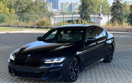 BMW 5 серия, 2021 год, 6 600 000 рублей, 26 фотография