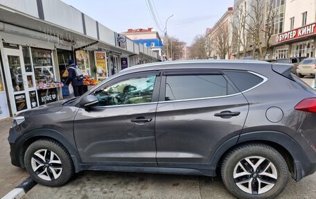 Hyundai Tucson III, 2018 год, 1 700 000 рублей, 2 фотография