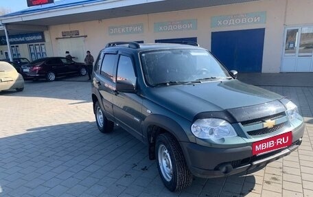 Chevrolet Niva I рестайлинг, 2013 год, 770 000 рублей, 4 фотография