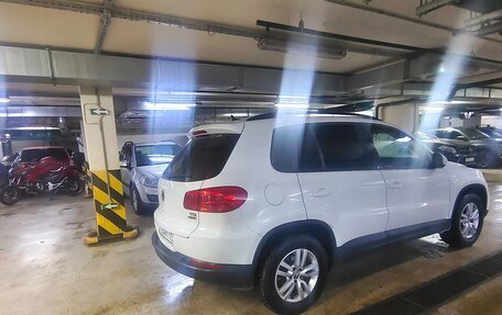 Volkswagen Tiguan I, 2015 год, 1 350 000 рублей, 4 фотография