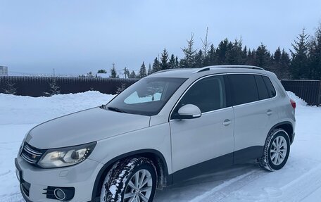 Volkswagen Tiguan I, 2011 год, 1 350 000 рублей, 4 фотография