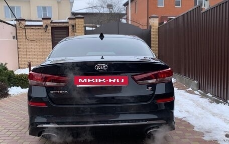 KIA Optima IV, 2019 год, 2 300 000 рублей, 5 фотография