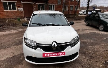 Renault Logan II, 2016 год, 350 000 рублей, 4 фотография