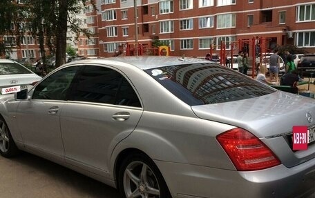 Mercedes-Benz S-Класс, 2011 год, 1 650 000 рублей, 2 фотография