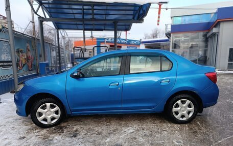 Renault Logan II, 2016 год, 600 000 рублей, 4 фотография