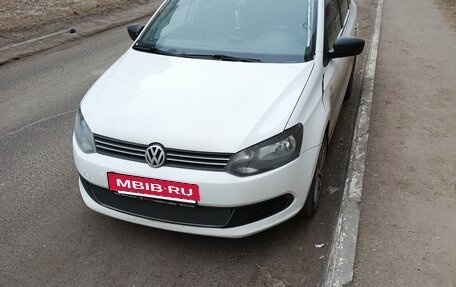 Volkswagen Polo VI (EU Market), 2013 год, 755 500 рублей, 2 фотография