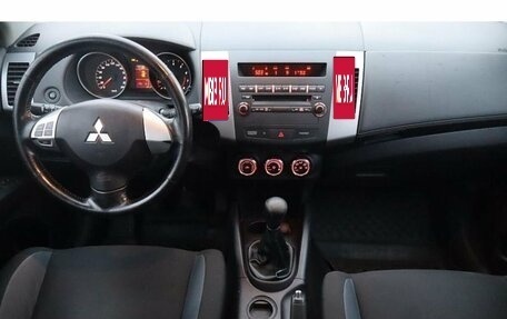 Mitsubishi Outlander III рестайлинг 3, 2010 год, 976 000 рублей, 10 фотография