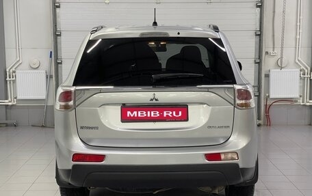 Mitsubishi Outlander III рестайлинг 3, 2013 год, 1 419 000 рублей, 6 фотография