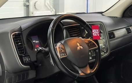 Mitsubishi Outlander III рестайлинг 3, 2013 год, 1 419 000 рублей, 9 фотография