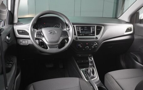 Hyundai Solaris II рестайлинг, 2020 год, 1 729 000 рублей, 6 фотография