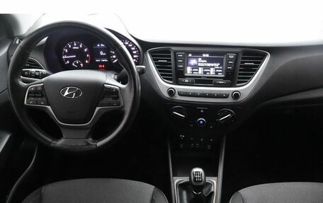 Hyundai Solaris II рестайлинг, 2018 год, 1 158 000 рублей, 9 фотография