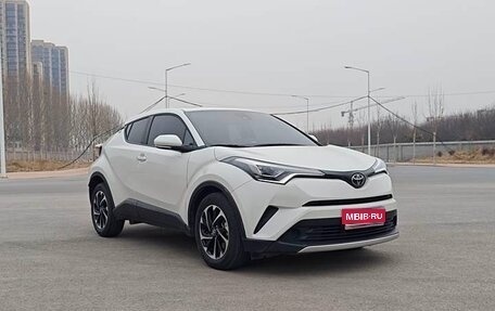 Toyota C-HR I рестайлинг, 2020 год, 1 725 000 рублей, 1 фотография