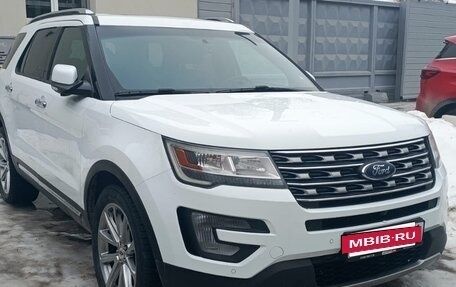 Ford Explorer VI, 2017 год, 2 600 000 рублей, 2 фотография