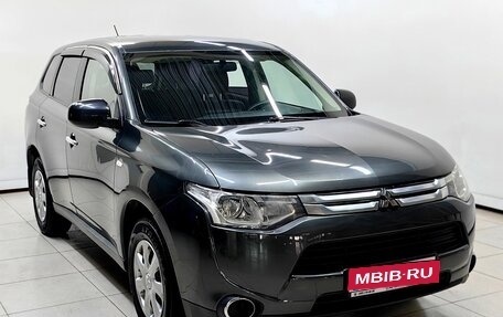 Mitsubishi Outlander III рестайлинг 3, 2014 год, 1 268 000 рублей, 1 фотография