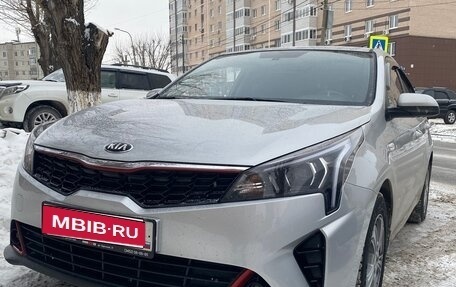 KIA Rio IV, 2021 год, 1 900 000 рублей, 1 фотография