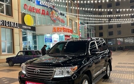 Toyota Land Cruiser 200, 2013 год, 4 500 000 рублей, 8 фотография