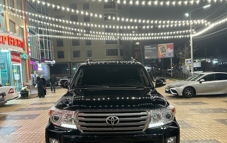 Toyota Land Cruiser 200, 2013 год, 4 500 000 рублей, 4 фотография