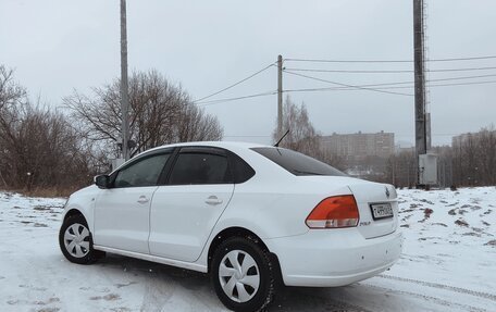 Volkswagen Polo VI (EU Market), 2011 год, 700 000 рублей, 2 фотография