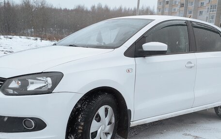 Volkswagen Polo VI (EU Market), 2011 год, 700 000 рублей, 6 фотография