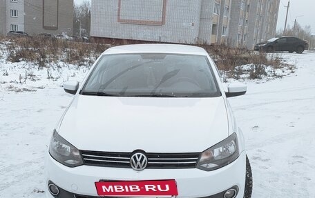 Volkswagen Polo VI (EU Market), 2011 год, 700 000 рублей, 3 фотография