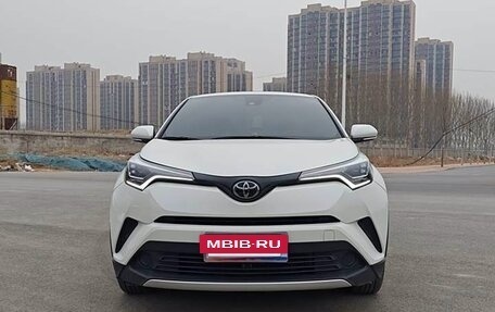 Toyota C-HR I рестайлинг, 2020 год, 1 725 000 рублей, 2 фотография